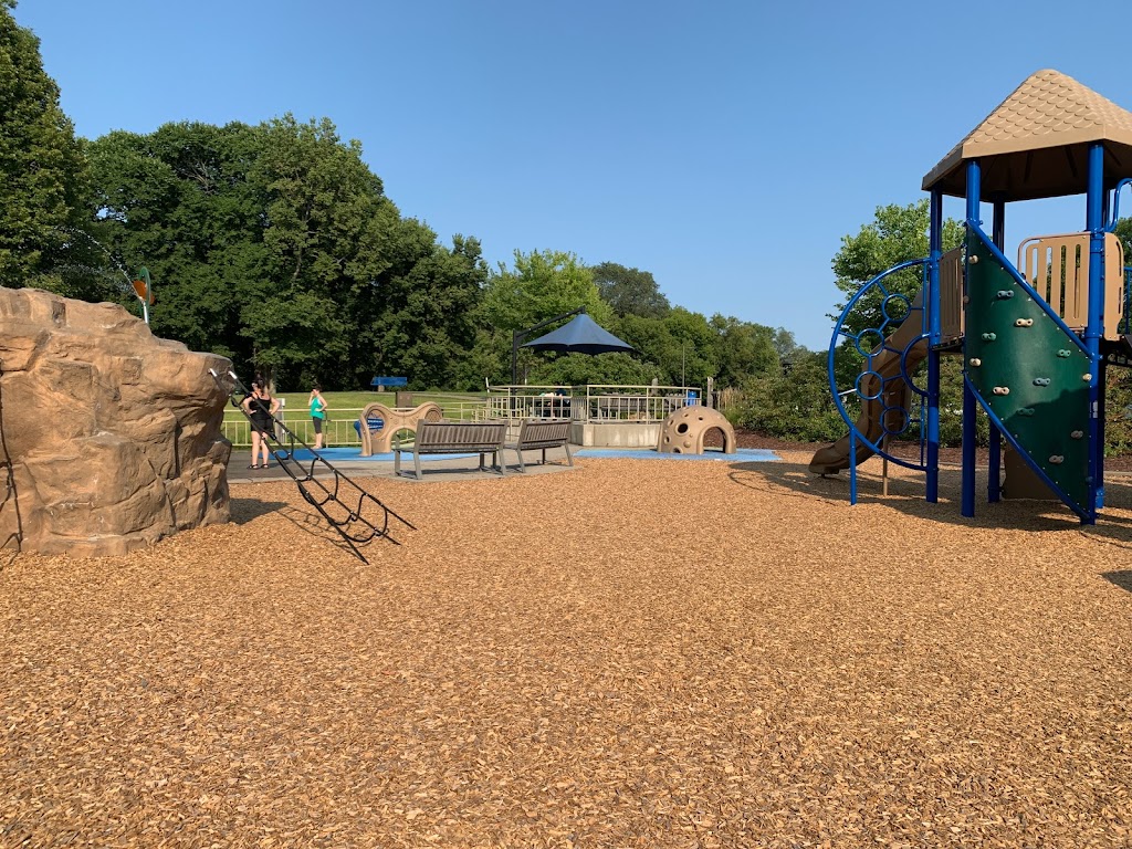 The Miller Park Splash Pads | 8200 Eden Prairie Rd, Eden Prairie, MN 55347, USA | Phone: (952) 949-8441