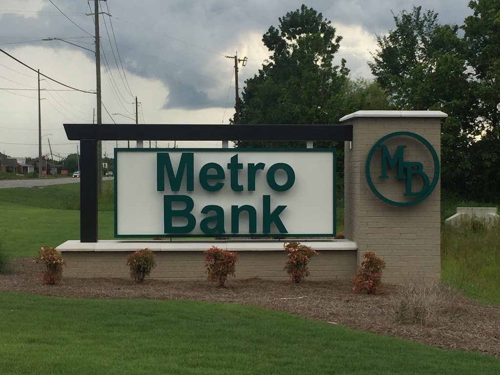 Metro Bank | 2505 Moody Pkwy, Moody, AL 35004 | Phone: (205) 640-6100