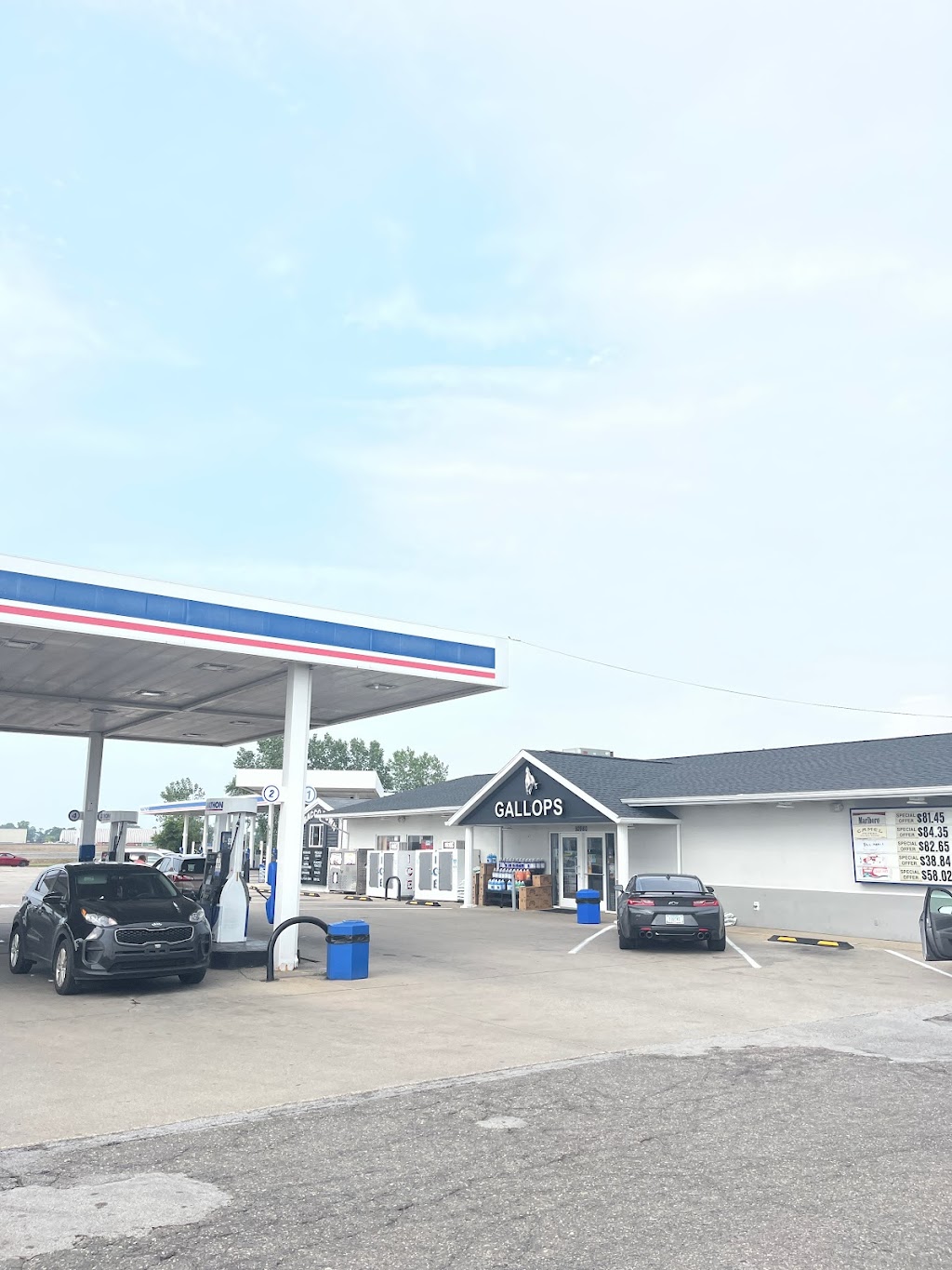 Gallops Gas Station & Truck Stop - Middlebury | 50980 IN-13, Middlebury, IN 46540, USA | Phone: (574) 825-7472