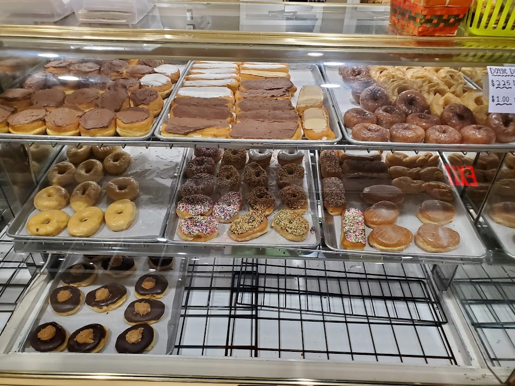 Harlan Donuts | 16247 IN-37, Harlan, IN 46743, USA | Phone: (260) 657-5669