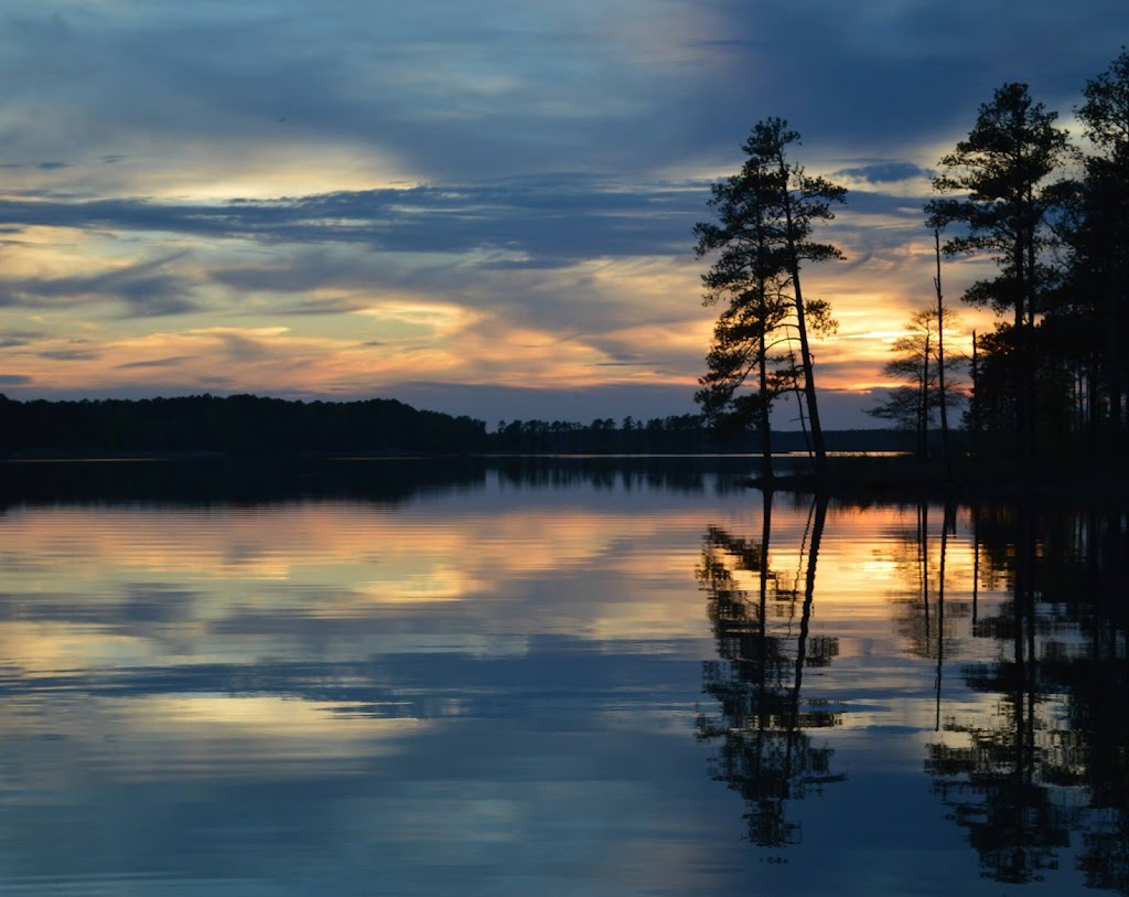 Steele Creek Marina & Campground | 1616 Townsville Landing Rd, Henderson, NC 27537, USA | Phone: (252) 492-1426