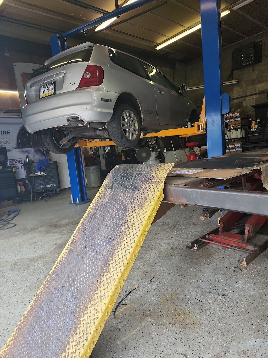 Threshold automotive | 513 Market St, Brownsville, PA 15417, USA | Phone: (724) 785-9699