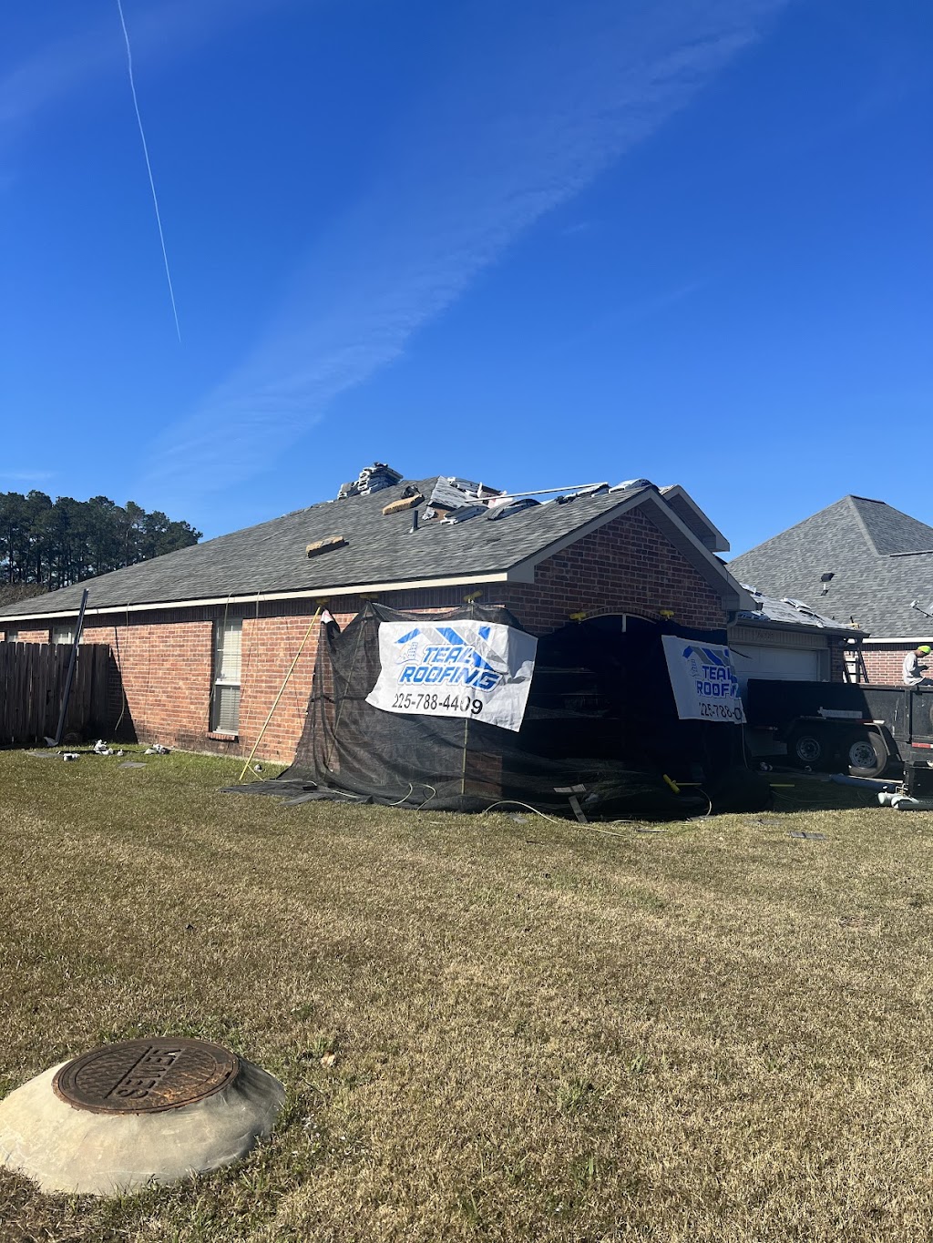 Teal Roofing LLC | 26681 Debra Dr, Denham Springs, LA 70726, USA | Phone: (225) 788-4409