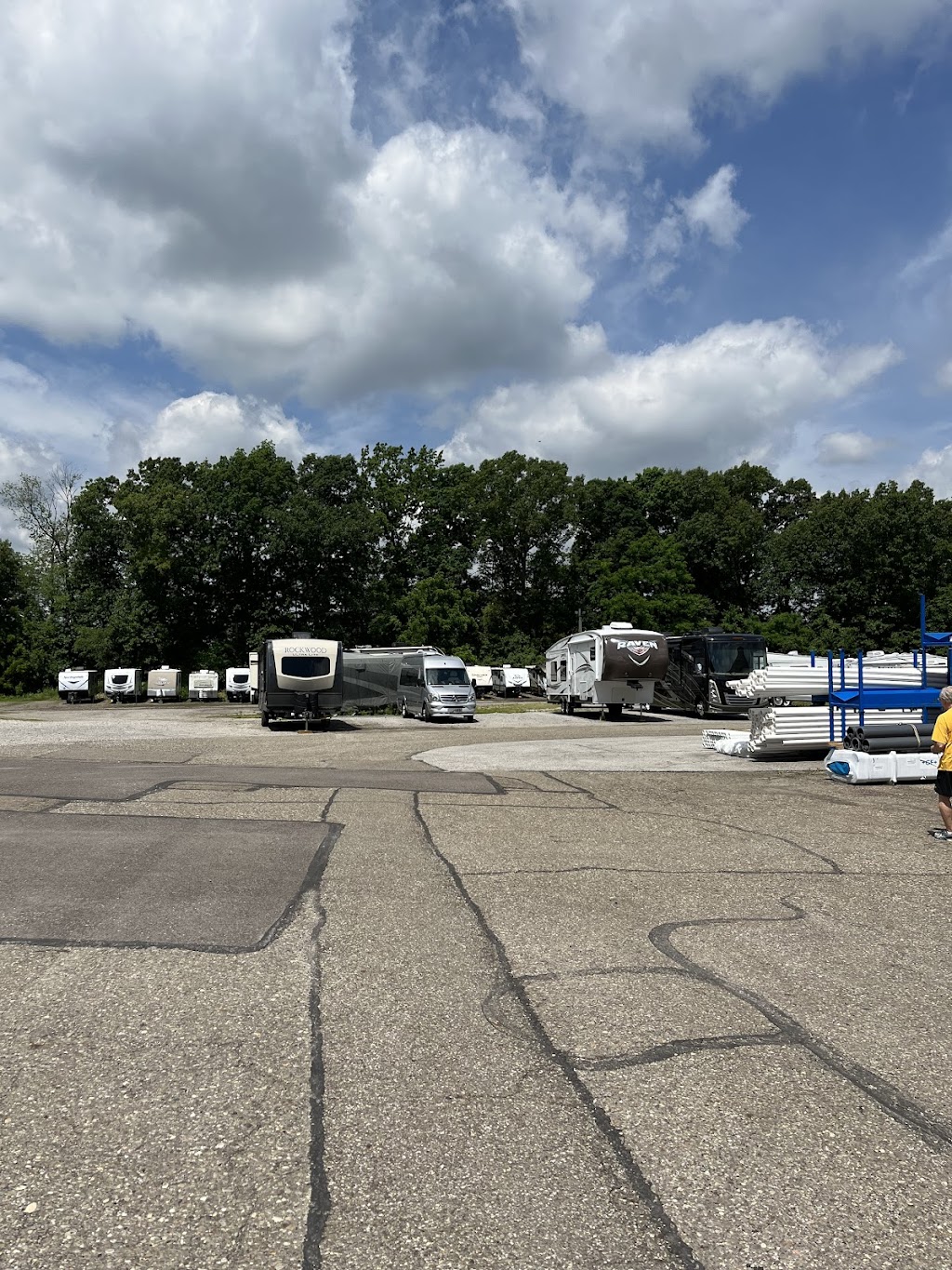 Buckeye RV Services | 11197 Cleveland Ave NW, Uniontown, OH 44685, USA | Phone: (330) 494-3811