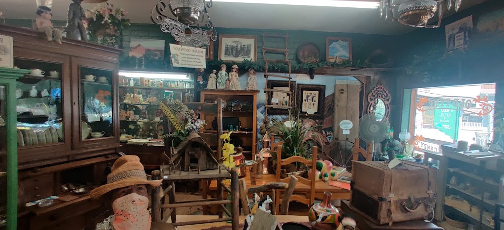 Buzzard Gulch Trading Post | 117 Piute Dr, Kernville, CA 93238, USA | Phone: (760) 376-1223