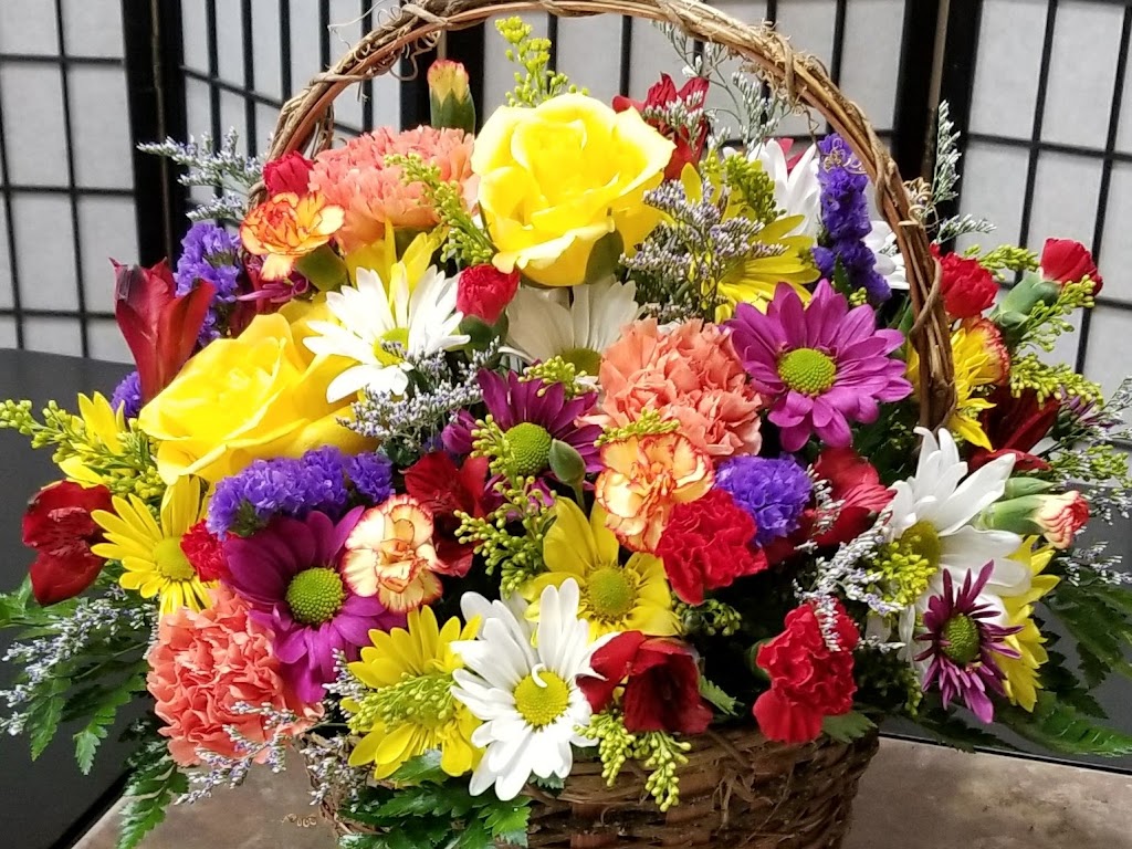 Shadeland Flower Shop | 6935 Lake Plaza Dr b10, Indianapolis, IN 46220, USA | Phone: (317) 849-8011