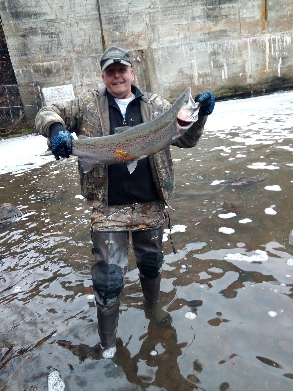 Burt Dam and Fishermans Park | Old Wilson Burt Rd, Burt, NY 14028, USA | Phone: (800) 456-2267