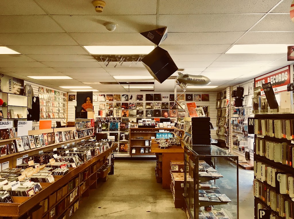 Lous Records | 434 N Coast Hwy 101, Encinitas, CA 92024, USA | Phone: (760) 753-1382