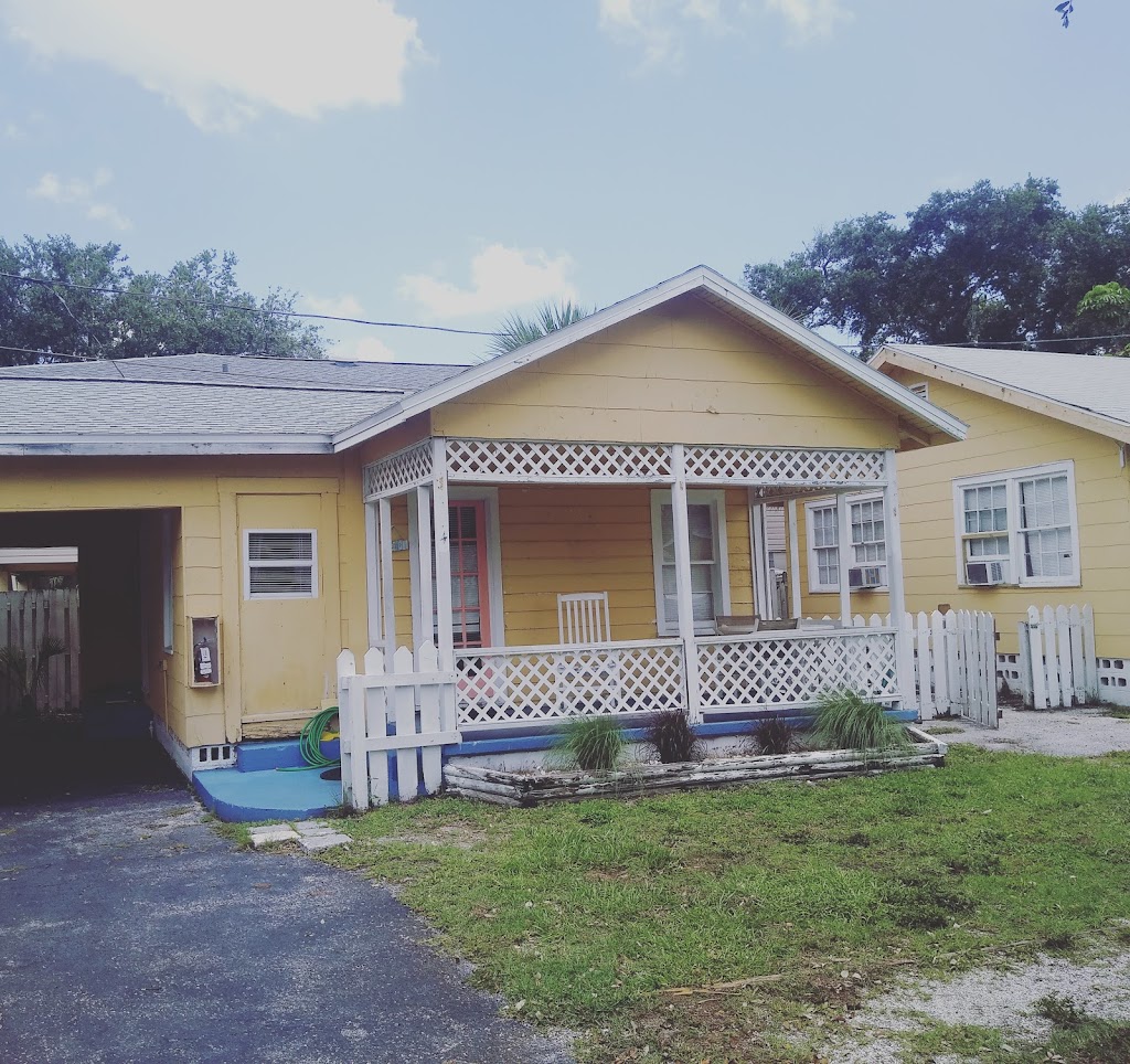 Sunshine Cozy Cottages LLC | 701 Gulf Blvd, Indian Rocks Beach, FL 33785, USA | Phone: (727) 595-3000