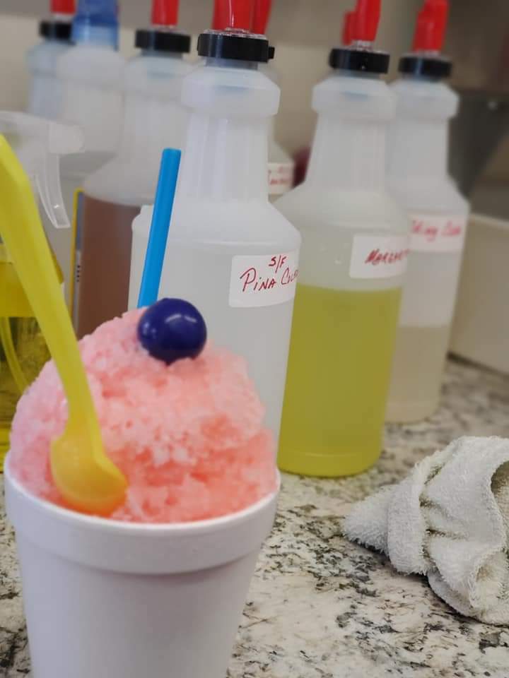 Momma Sues Bad Azz Snowcones | 5050 Knob Hill Rd, Azle, TX 76020, USA | Phone: (817) 885-0802