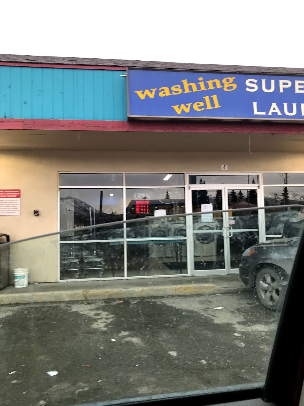 Superior Laundry | 500 Muldoon Rd #4, Anchorage, AK 99504, USA | Phone: (907) 339-9349