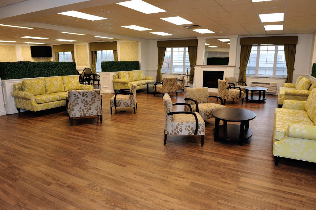 Maple Manor Rehab Center of Novi | 31215 Novi Rd, Novi, MI 48377, USA | Phone: (248) 624-8800