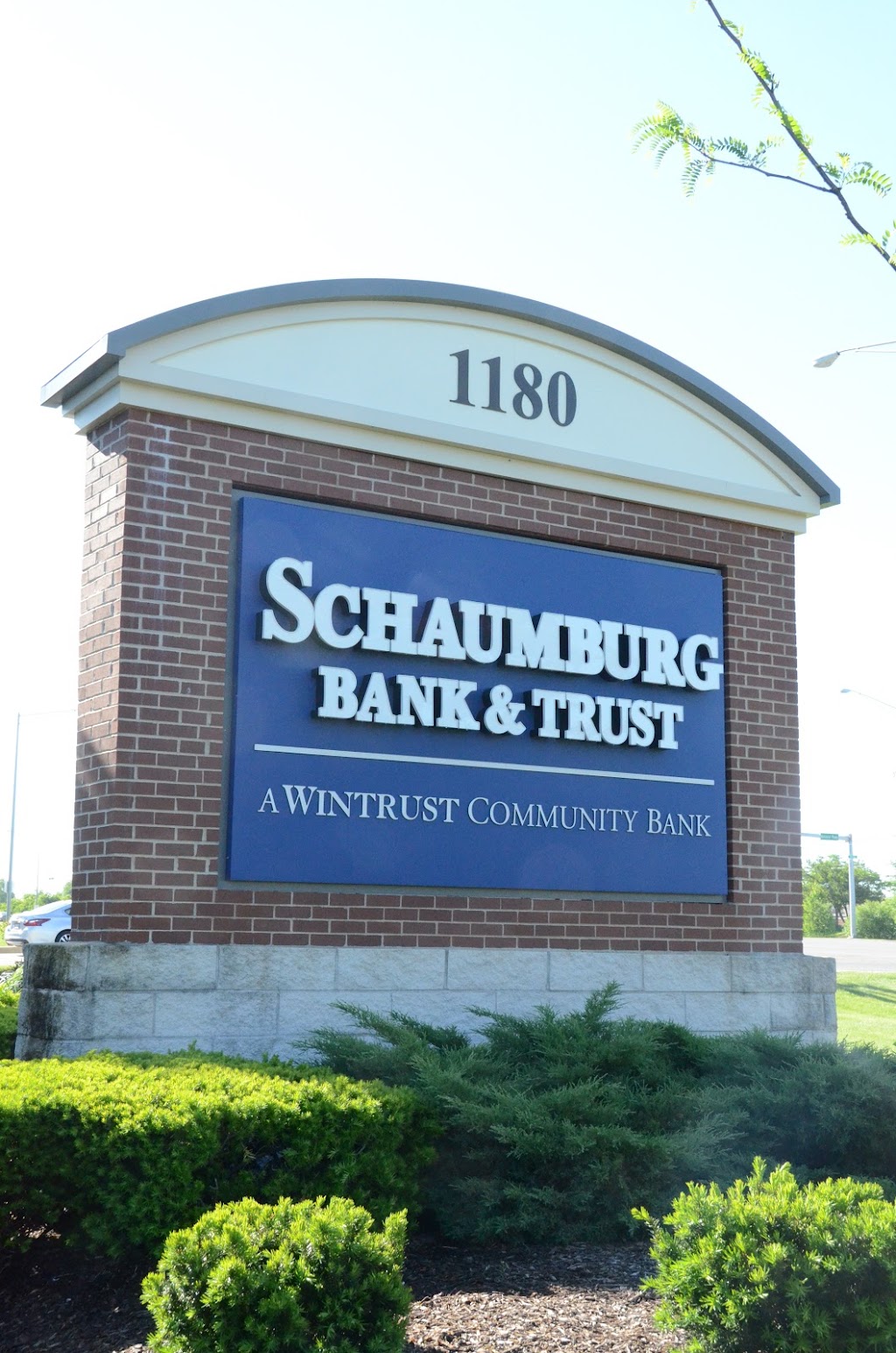 Schaumburg Bank & Trust | 1180 E Higgins Rd, Schaumburg, IL 60173, USA | Phone: (847) 969-1200