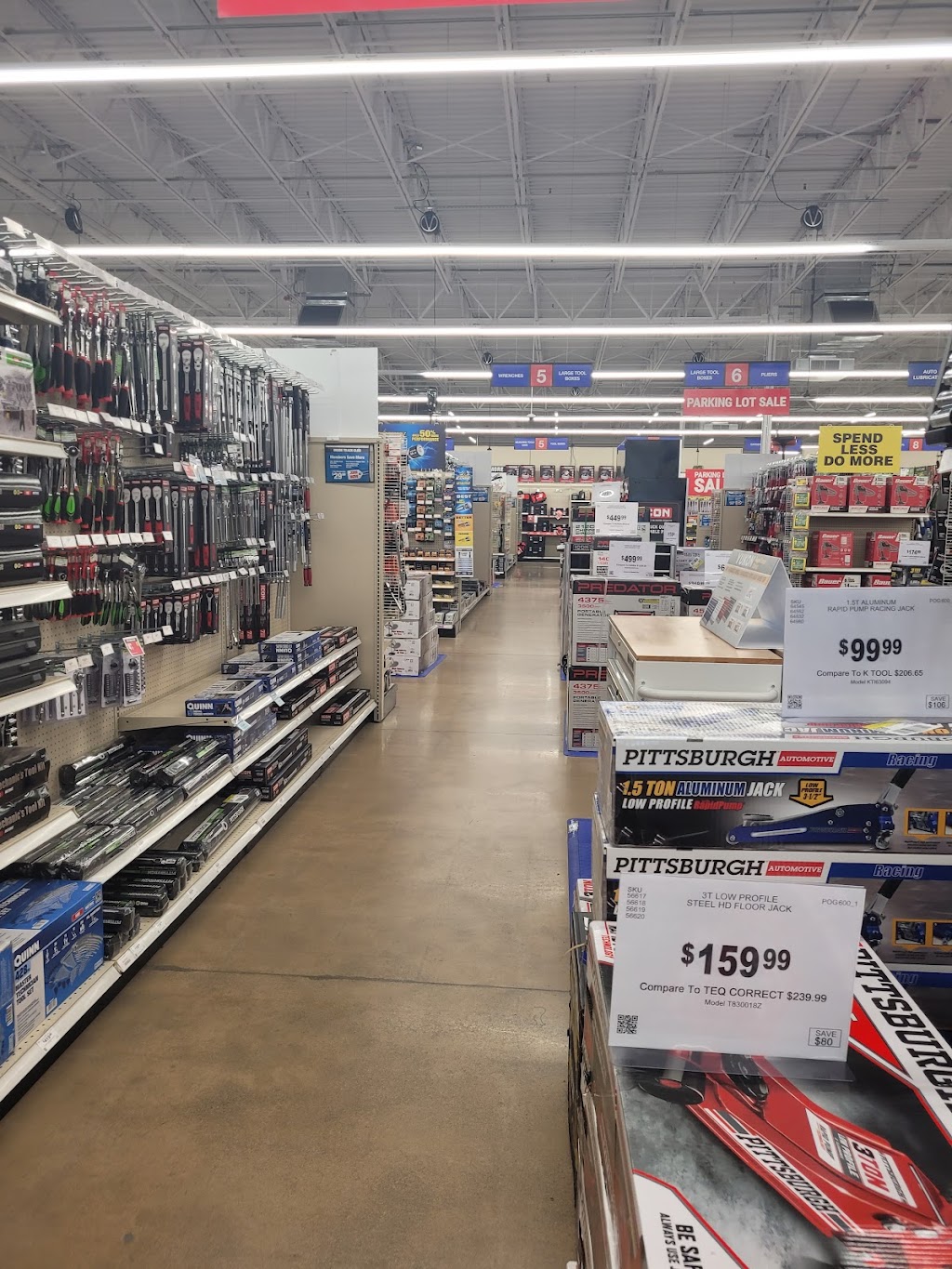 Harbor Freight Tools | 2136 Enterprise Dr, Fremont, OH 43420, USA | Phone: (419) 463-9091