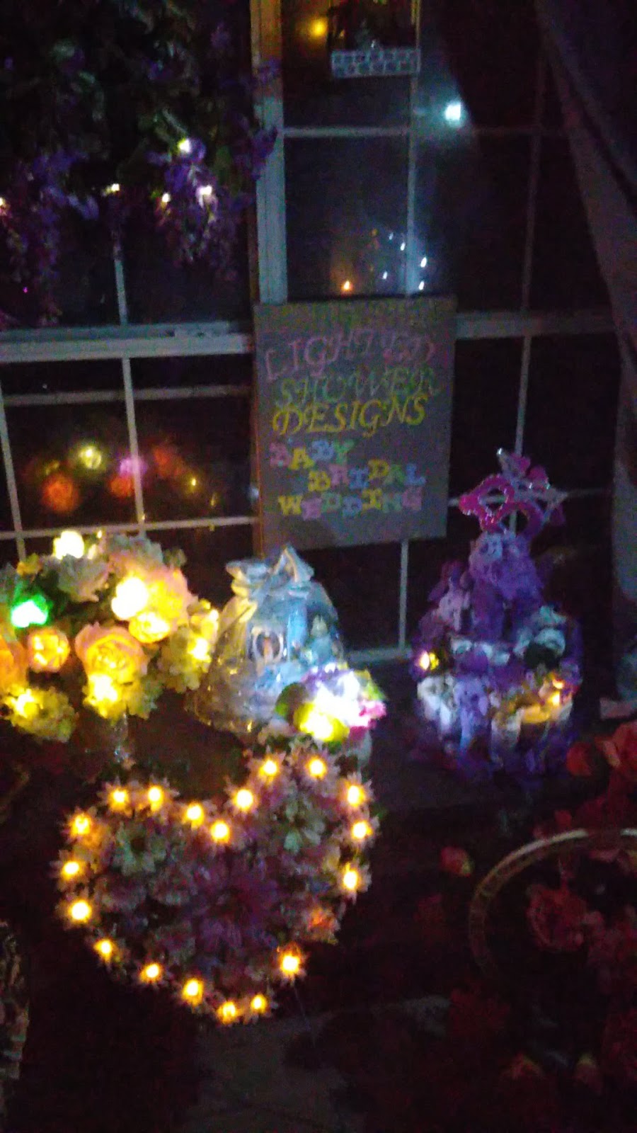 Lighted Silk Floral Designs | 10010 Shipptown Rd, Empire, AL 35063, USA | Phone: (205) 607-7327