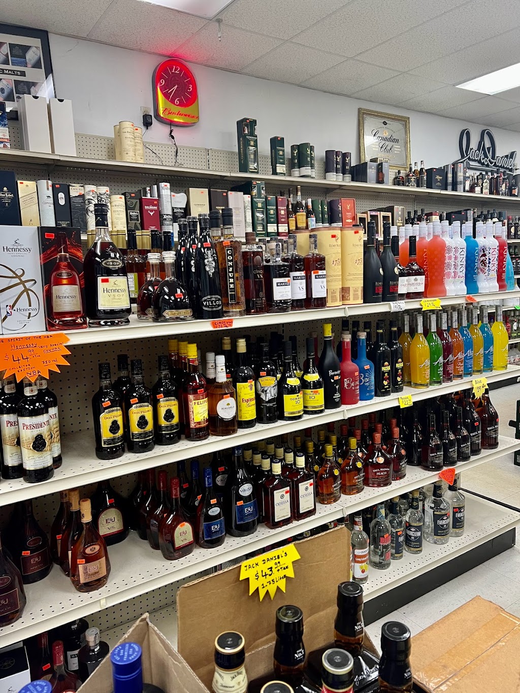 M & J Liquor | 2617 Thonotosassa Rd, Plant City, FL 33563, USA | Phone: (813) 764-0804