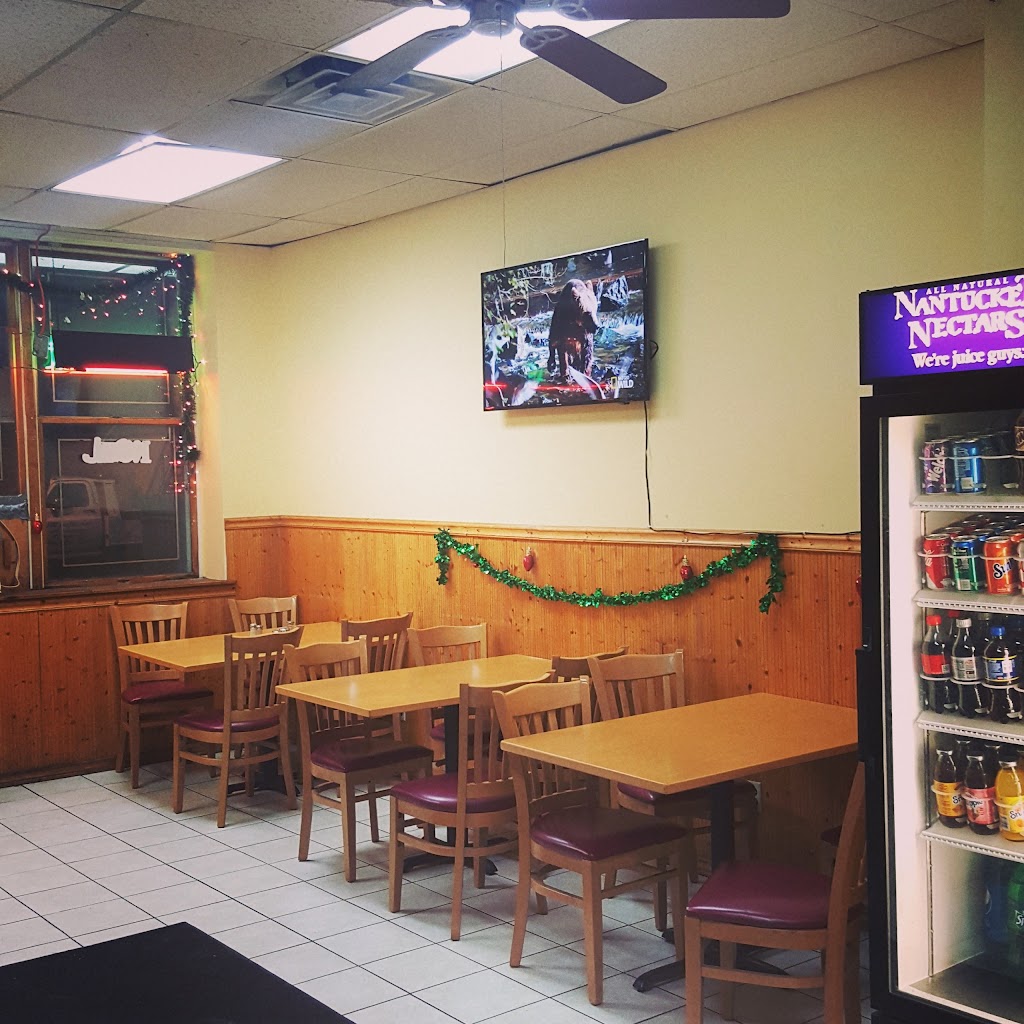 Ninos Pizza | 66 E Madison Ave, Dumont, NJ 07628, USA | Phone: (201) 385-1999