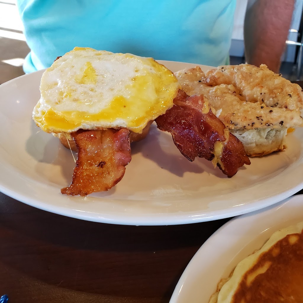 Bisbee Breakfast Club Chandler | 940 N 54th St UNIT 100, Chandler, AZ 85226, USA | Phone: (480) 590-7907