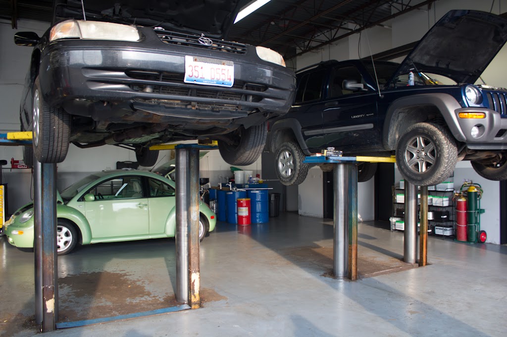 M&J All In One Auto Repair | 430 Kay Ave, Addison, IL 60101, USA | Phone: (630) 295-8750