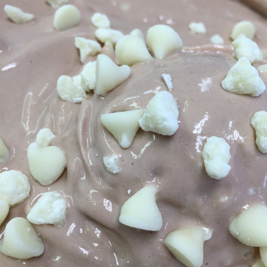 Luv-It Frozen Custard | 505 E Oakey Blvd, Las Vegas, NV 89104, USA | Phone: (702) 384-6452