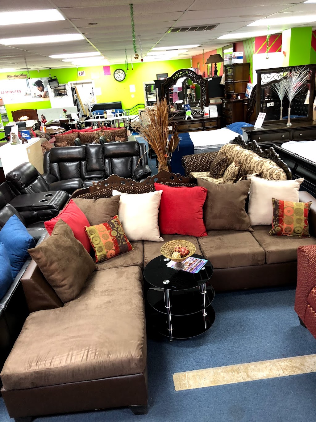 Guillens furniture | 3420 Broadway Blvd #115, Garland, TX 75043, USA | Phone: (469) 774-1933