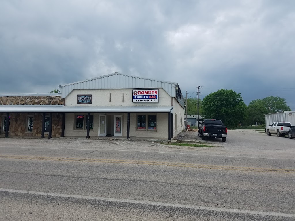 YONG Donuts & Korean BBQ | 208 Main St, Paradise, TX 76073, USA | Phone: (940) 969-2211