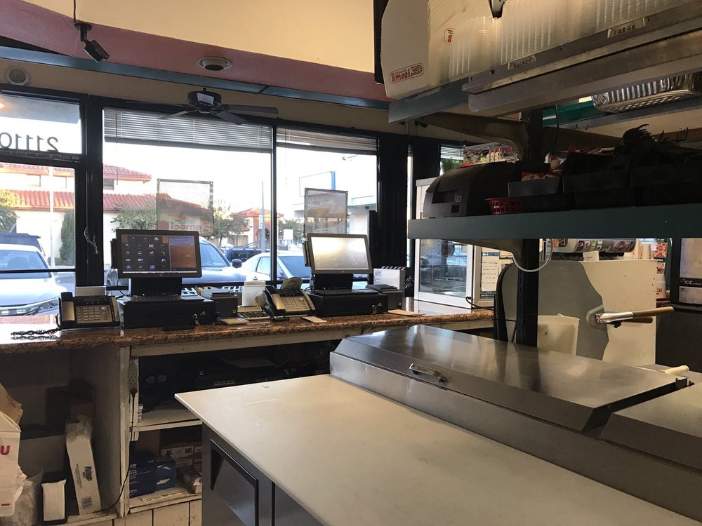 Ameci Pizza & Pasta - Chatsworth | 21110 Devonshire St, Chatsworth, CA 91311, USA | Phone: (818) 998-0591