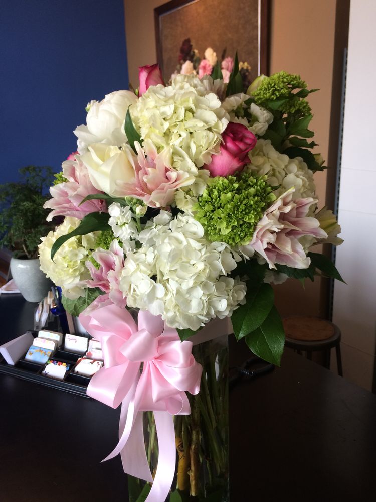 Blue Leaf Studio Florist | 9760 Base Line Rd #105, Rancho Cucamonga, CA 91701, USA | Phone: (909) 476-1144