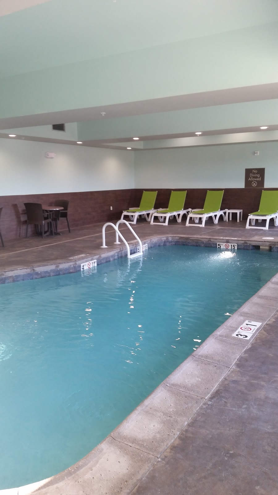 Comfort Inn & Suites Augusta | 517 7th St, Augusta, KS 67010, USA | Phone: (316) 260-3006