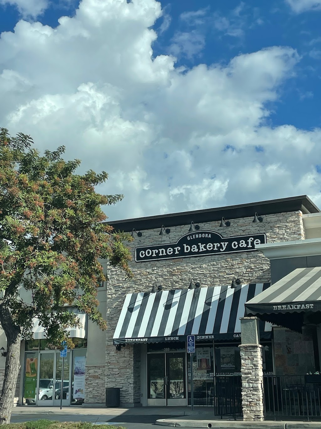 Corner Bakery | 1385 E Gladstone St #300, Glendora, CA 91740, USA | Phone: (909) 305-2525