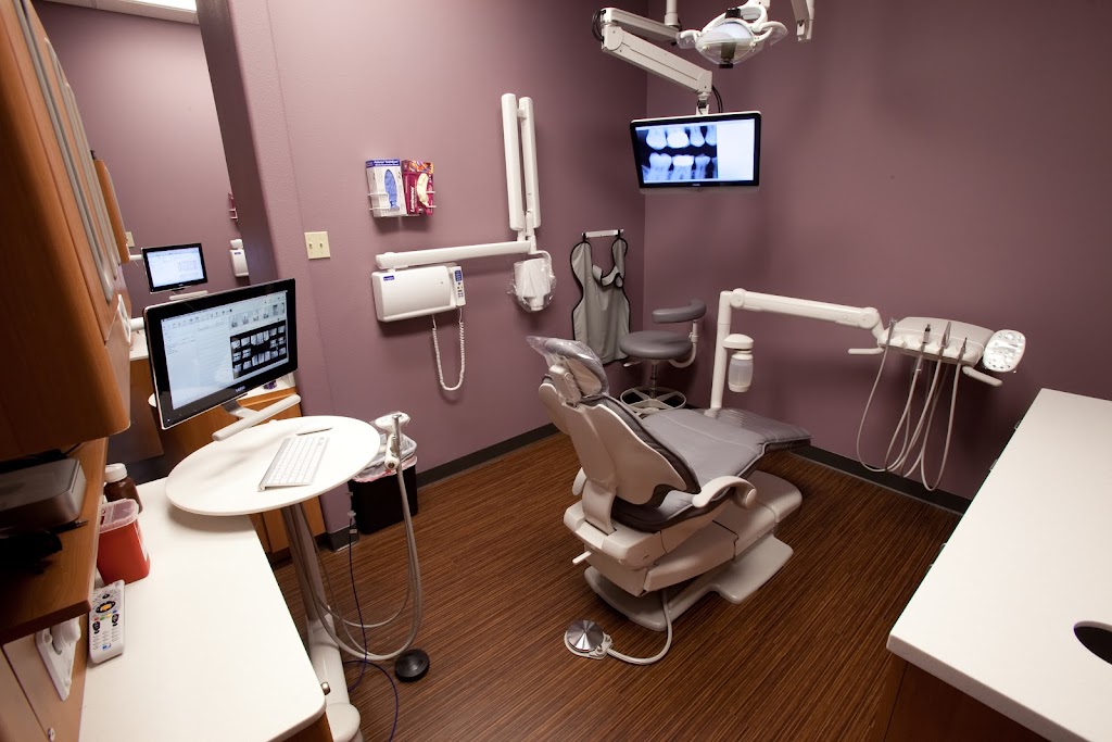 Intown Dental: Amy Rigby, DDS | 4560 W Mockingbird Ln #100, Dallas, TX 75209, USA | Phone: (214) 904-1000