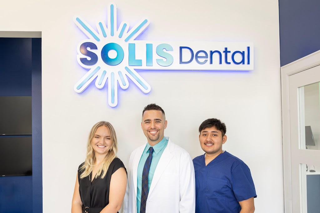 Solis Dental | 210 Ed Schmidt Blvd Suite #400, Hutto, TX 78634, USA | Phone: (512) 846-3787