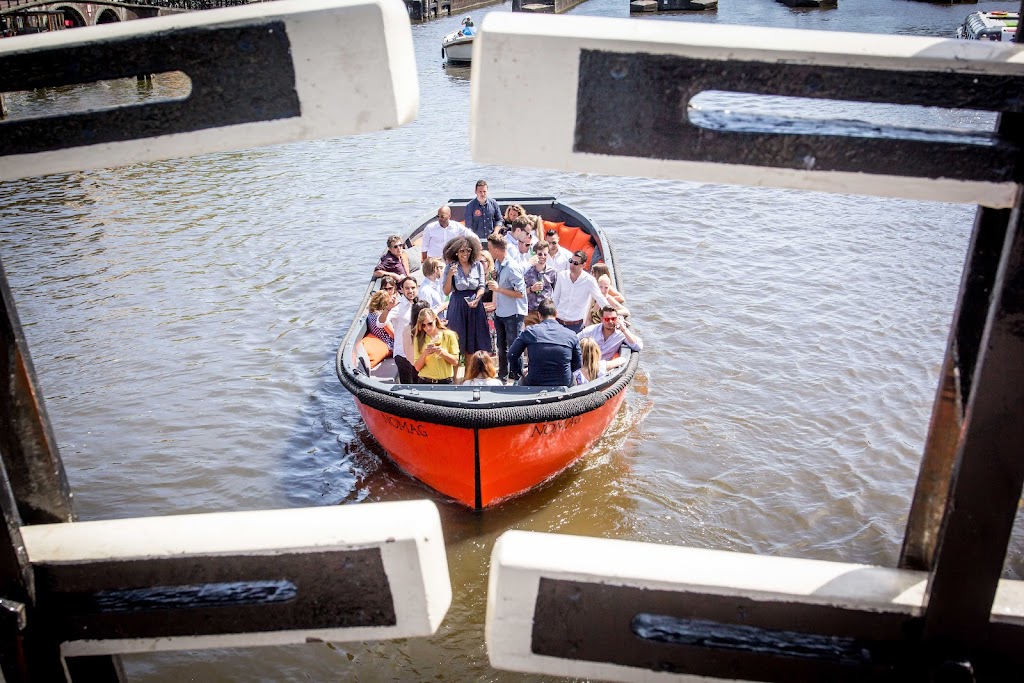 Amsterdam Boat Experience B.V. | Leliegracht 50, 1015 DH Amsterdam, Netherlands | Phone: 020 261 9389