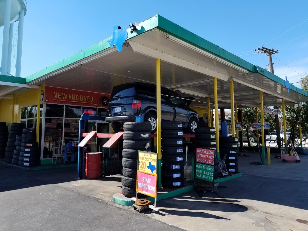 D & W Tire and Muffler | 301 W Bedford Euless Rd, Hurst, TX 76053, USA | Phone: (817) 282-7407