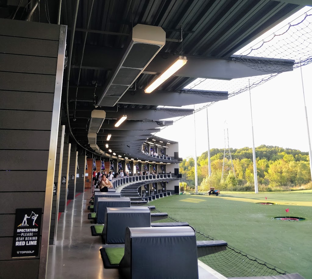 Topgolf | 500 Great Lakes Crossing Dr, Auburn Hills, MI 48326, USA | Phone: (248) 904-1032