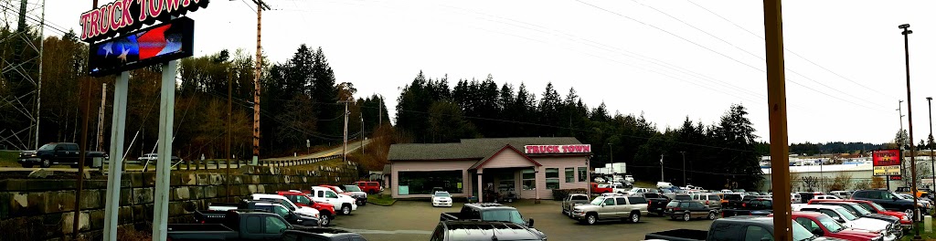 Truck Town | 4701 Auto Center Blvd, Bremerton, WA 98312, USA | Phone: (360) 377-2620