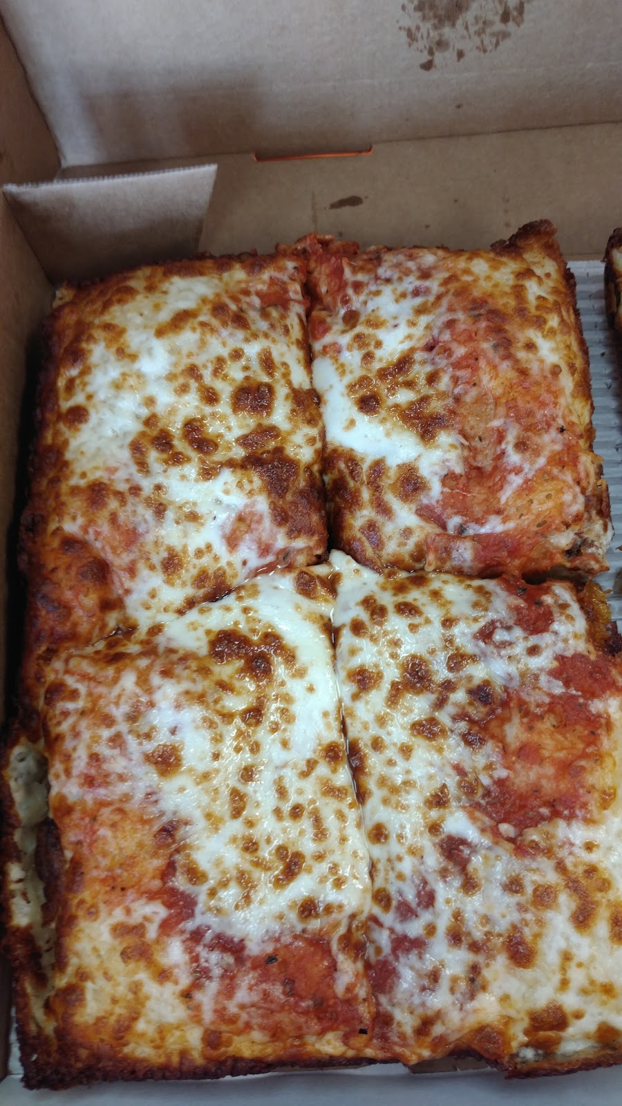 Little Caesars Pizza | 934 E Colorado St, Glendale, CA 91205, USA | Phone: (818) 551-0799