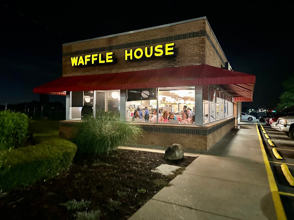 Waffle House | 406 Church Rd W, Southaven, MS 38671, USA | Phone: (662) 280-1314