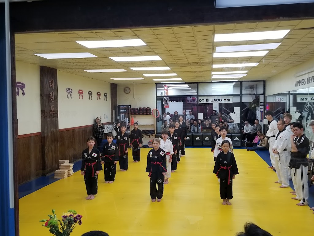 World Taekwondo Academy | 19 Main St, Port Washington, NY 11050, USA | Phone: (516) 944-5454