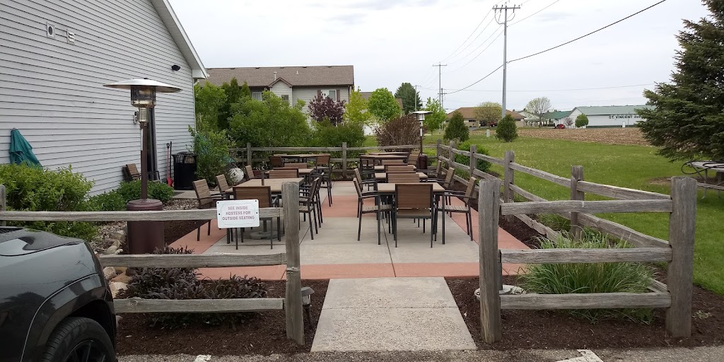 Prairie House Food & Spirits | 1920 Prairie St, Prairie Du Sac, WI 53578, USA | Phone: (608) 643-4416