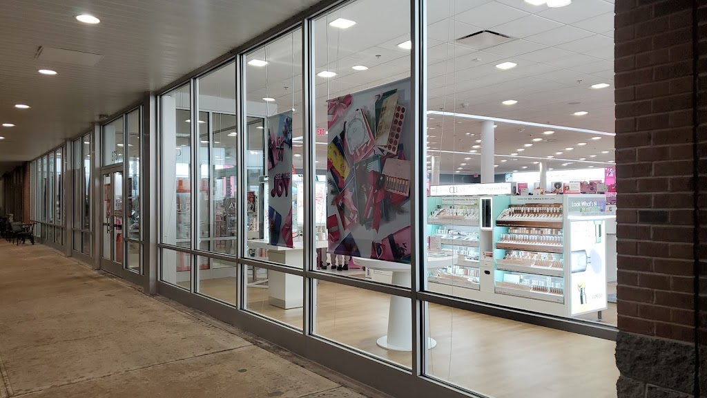 Ulta Beauty | 875 US-1, North Brunswick Township, NJ 08902, USA | Phone: (732) 447-2980