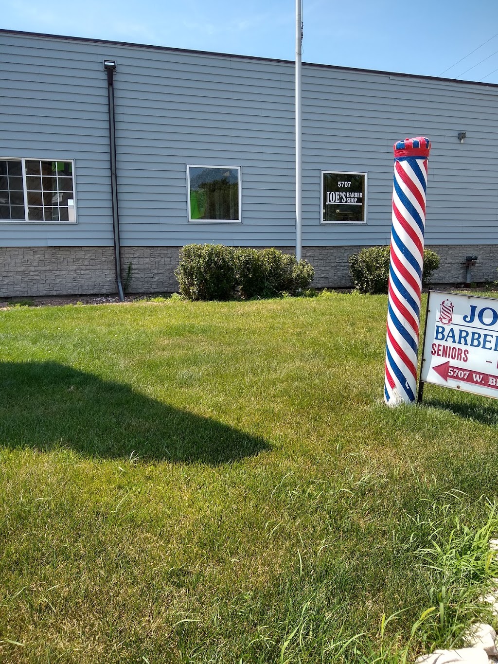 Joes Barber Shop | 5707 W Broadway Ave # 1, Crystal, MN 55428, USA | Phone: (763) 536-9879