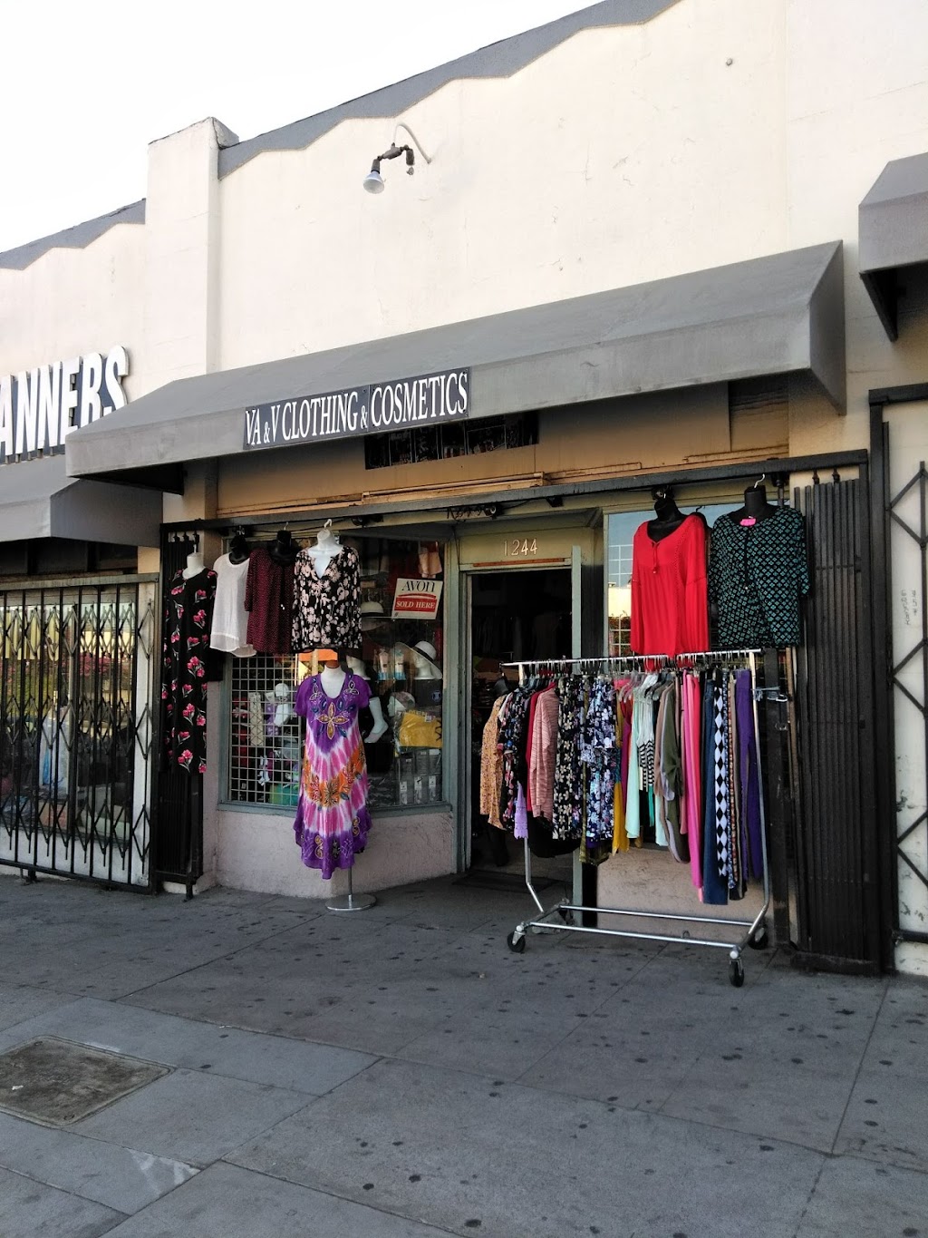 VA & V Clothing & Cosmetics | 1244 W Temple St, Los Angeles, CA 90026, USA | Phone: (213) 531-7095