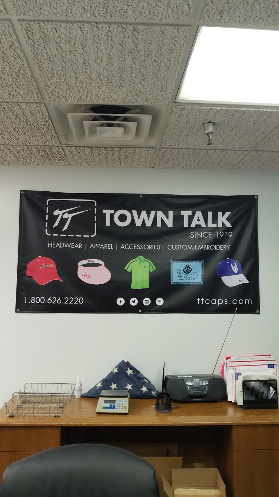 Town Talk Headwear | 6310 Cane Run Rd, Pleasure Ridge Park, KY 40258, USA | Phone: (800) 626-2220