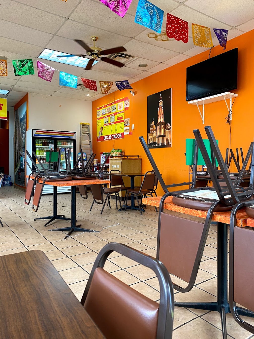 Lucas Taco | 1150 W Pioneer Dr, Irving, TX 75061, USA | Phone: (972) 254-1971