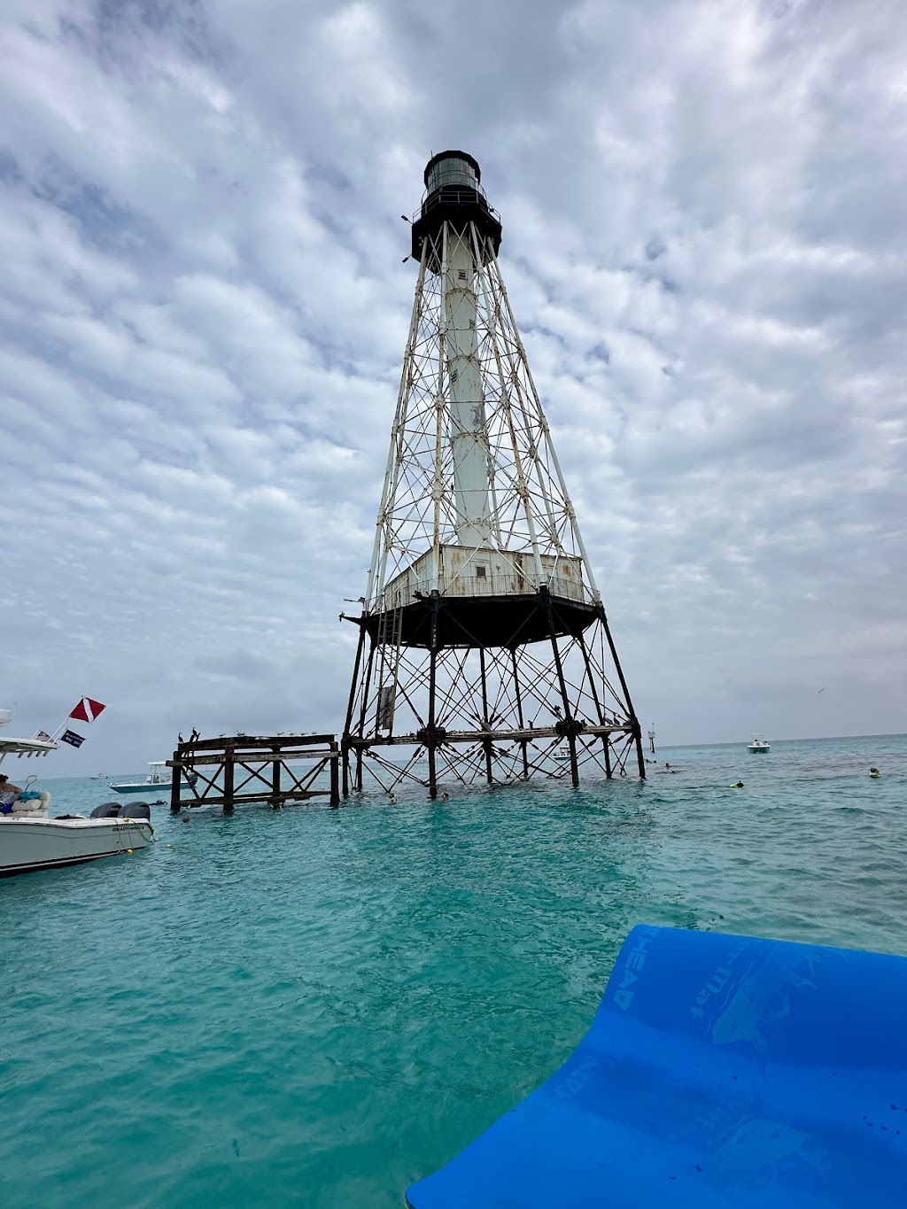 Island Adventures | 80500 Overseas Hwy, Islamorada, FL 33036, USA | Phone: (305) 394-1436