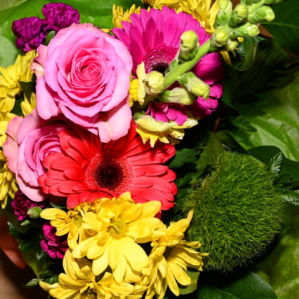 Pink Petals Florist | 1960 W Market St, Akron, OH 44313, USA | Phone: (330) 867-3318