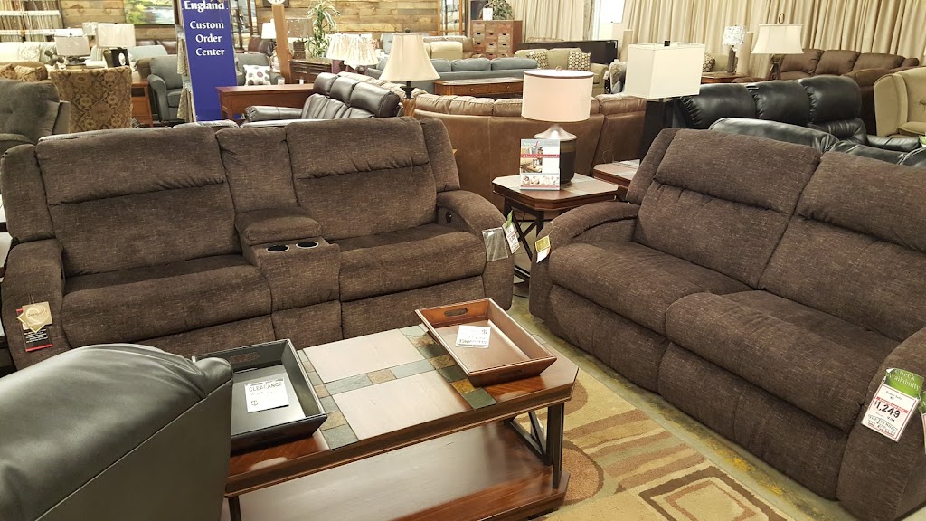 Kloss Furniture & Outlet Center | 1100 Broadway, Highland, IL 62249, USA | Phone: (618) 654-7433