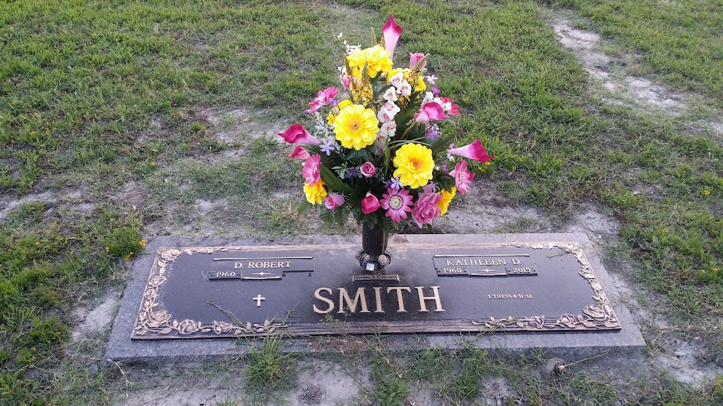 Memoryland Memorial Park | 808 W Jack Finney Blvd, Greenville, TX 75402, USA | Phone: (903) 455-1387