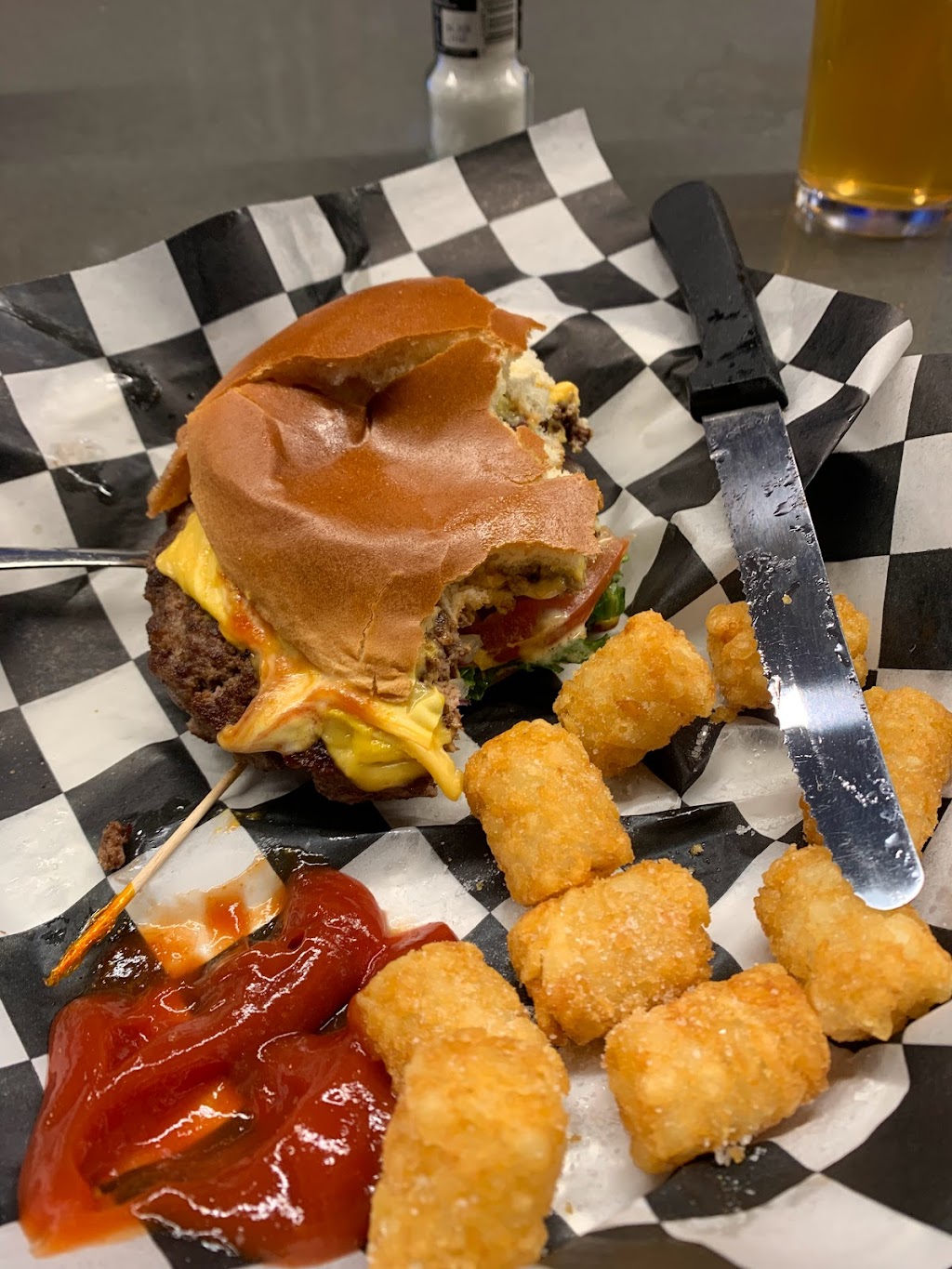 S&Bs Burger Joint - Owasso | 9529 N Owasso Expy, Owasso, OK 74055, USA | Phone: (918) 376-6333